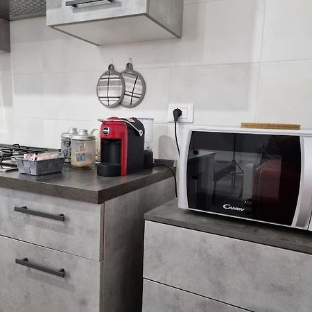 Casa Castello 63 Guest House LʼAquila Екстериор снимка